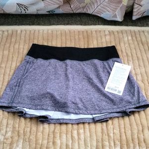 NWT Lululemon Pace Rival Skirt sz 4